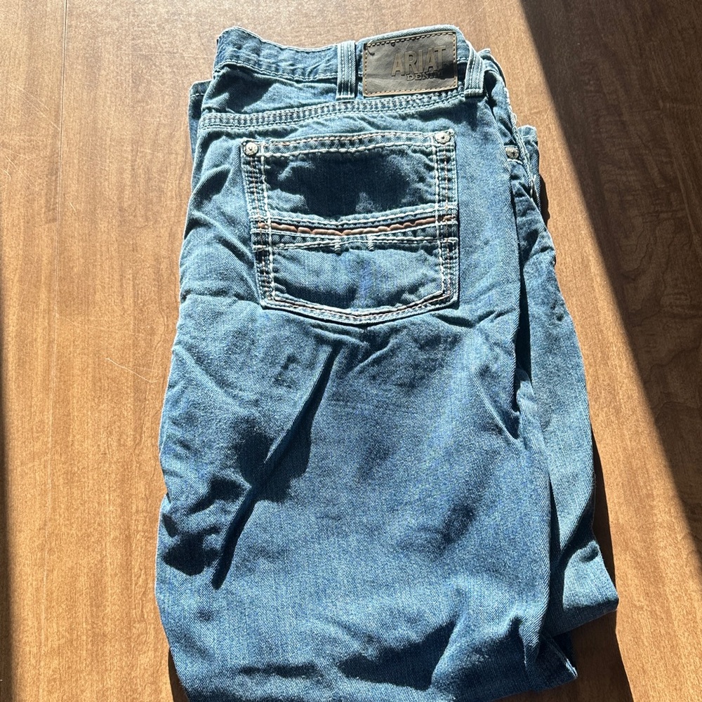 Ariat Men's Relaxed Fit Blue Jeans